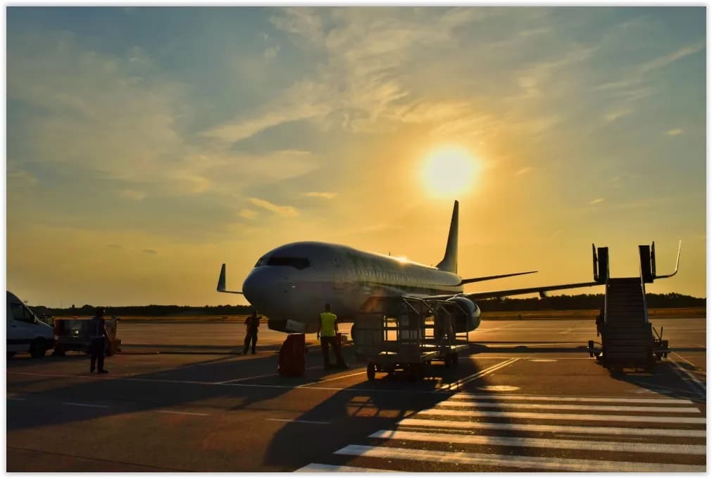 Ile trwa lot z Gdańska do Paryża? Odkryj czas przelotu i więcej