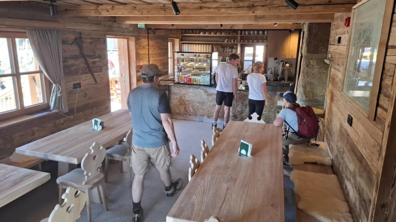 Ile kosztuje nocleg w schronisku? Ceny, które mogą Cię zaskoczyć